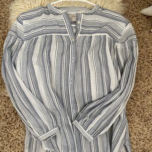 Loft long sleeve, lightweight blouse